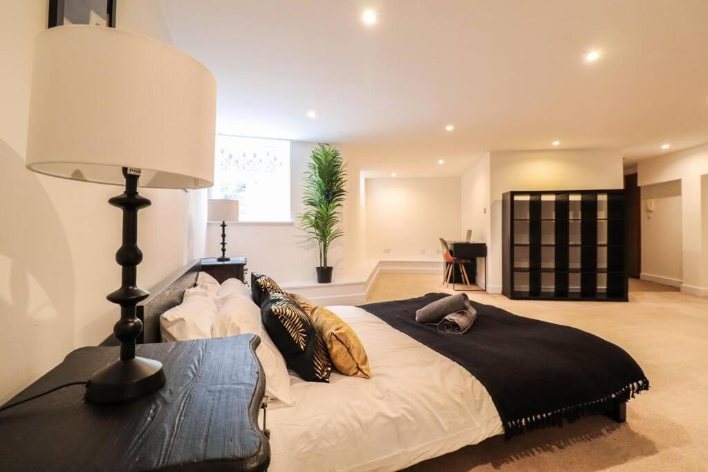 Camber Hill - Long Stay Offer London Eksteriør billede