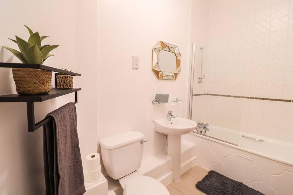 Camber Hill - Long Stay Offer London Eksteriør billede